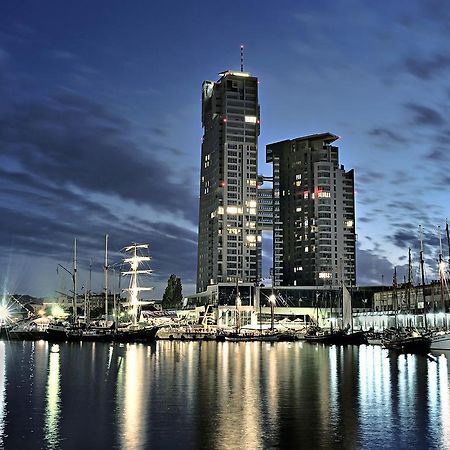 Apartamenty Sea Towers グディニャ エクステリア 写真